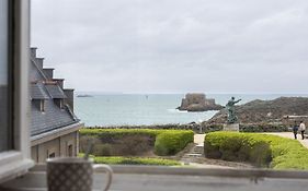 Le Plongeoir Malouin by Cocoonr